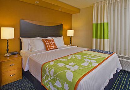 Fairfield Inn&suites 3*